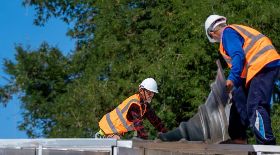 Professional residential roofers in Scott, LA